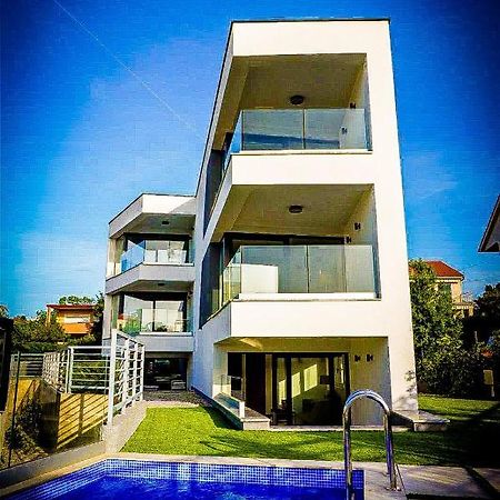 Villa Mirno More Apartments Malinska Bagian luar foto