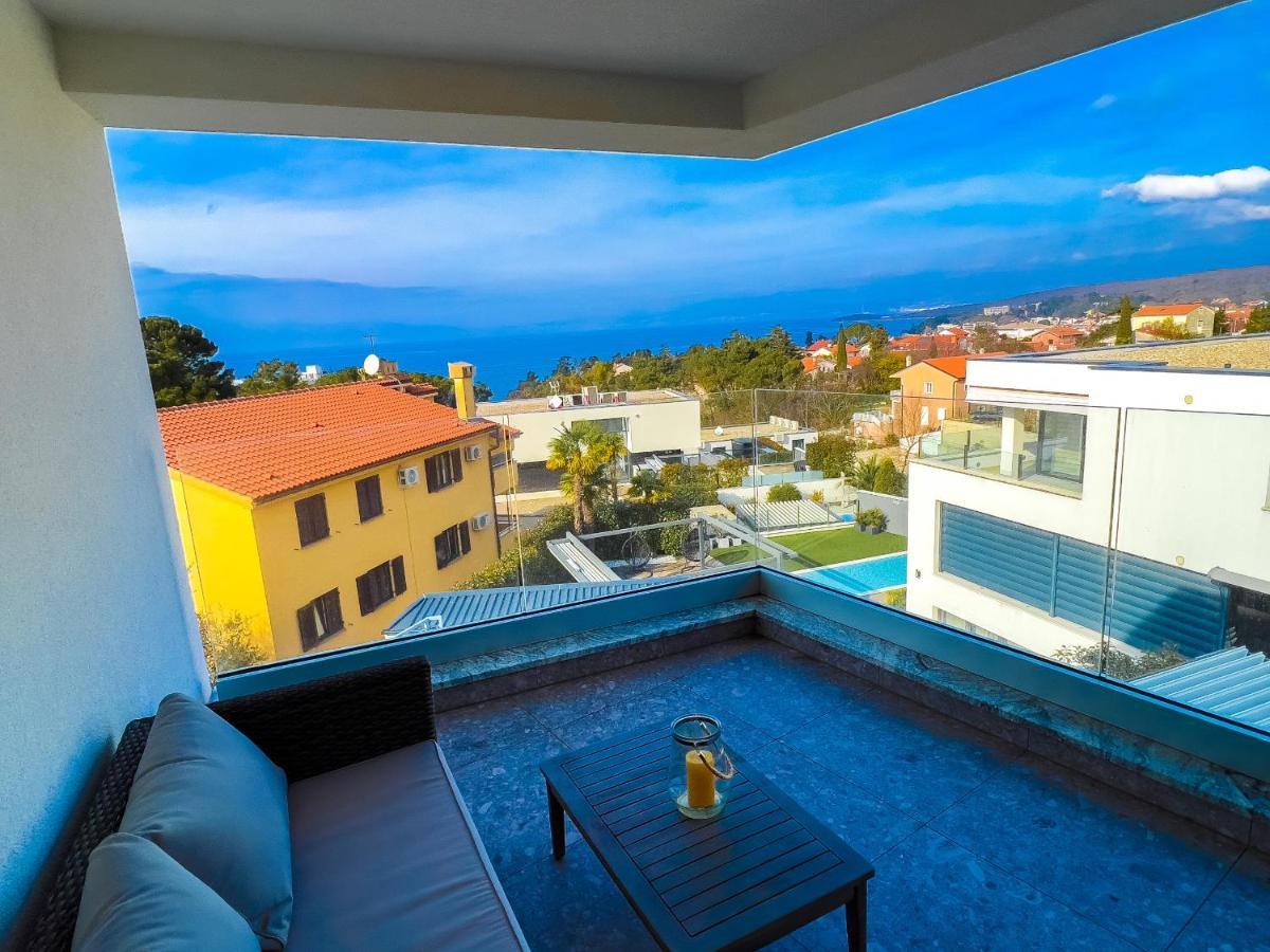Villa Mirno More Apartments Malinska Bagian luar foto